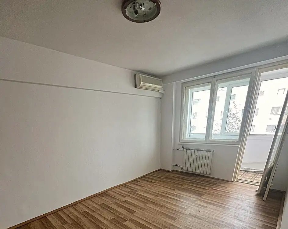 Se vinde apartament, 2 camere, in Sector 2, zona Stefan Cel Mare