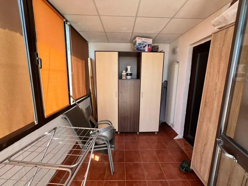 De vanzare apartament, 2 camere, in Sector 1, zona Piata Romana