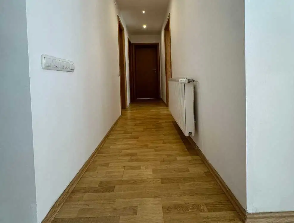 Inchiriere apartament, 4 camere, in Sector 1, zona Pipera