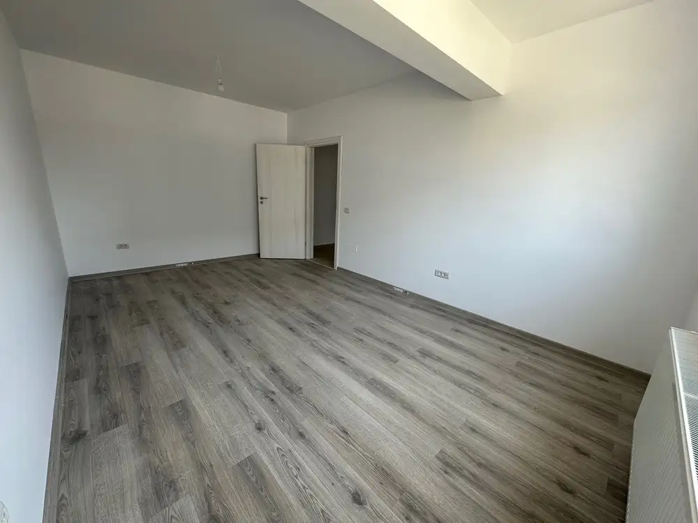 Vanzare apartament, 3 camere, in Sector 2, zona Fundeni