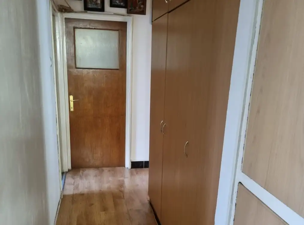 De vanzare apartament, 4 camere, in Sector 3, zona Titan