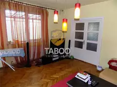 Casa singur in curte 4 camere si 1100 mp teren in zona Piata Cluj