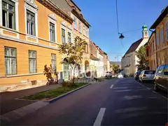 Casa singur in curte pretabila pensiune in Sibiu zona Centrul Istoric