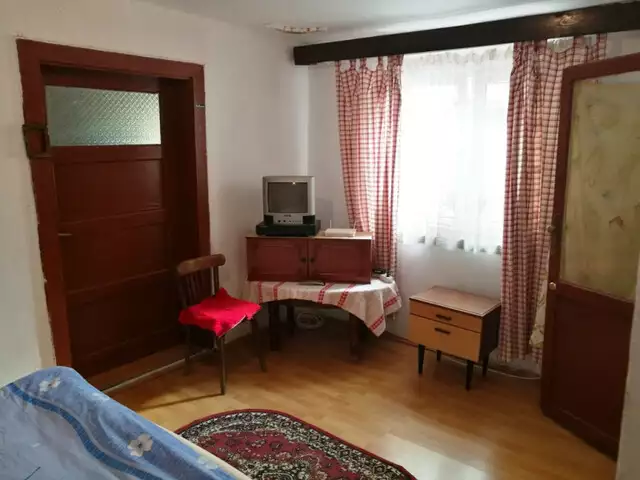 Apartament de vanzare cu 3 camere si terasa in Sibiu Centrul Istoric
