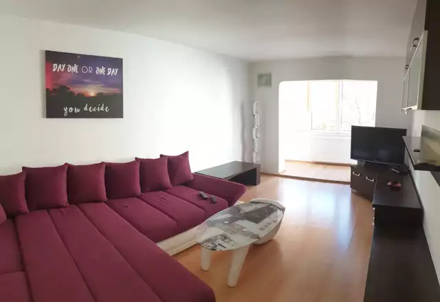 Apartament cu 3 camere mobilate si utilate de inchiriat in Sibiu