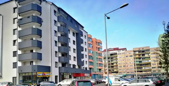 Apartament nou 3 camere 80 mp de inchiriat pe Bulevardul Mihai Viteazu