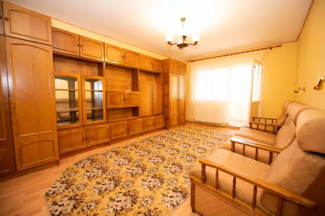 Apartament 2 camere 2 balcoane etaj 3 si pivnita in Turnisor Sibiu