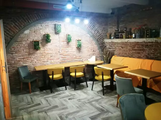 Spatiu comercial pretabil restaurant 175 mp zona Ultracentrala Sibiu