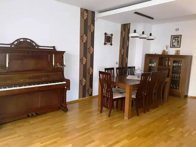 Casa moderna 4 camere de inchiriat in Sibiu zona Calea Poplacii