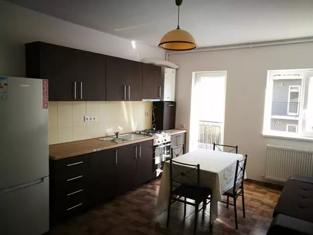 Apartament cu 3 camere de vanzare etajul 1 pe Calea Cisnadiei Sibiu