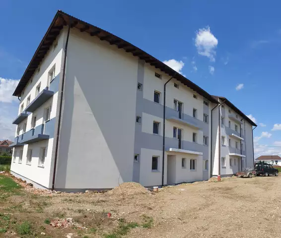 Apartament cu 2 camere etaj 1 din 3 de vanzare zona Calea Cisnadiei