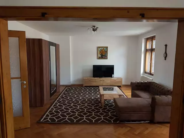 Apartament cu 3 camere de inchiriat Ultracentral in Sibiu