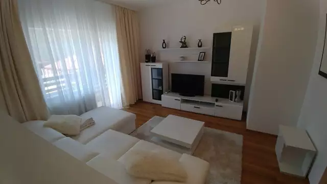 Apartament cu 3 camere de lux de inchiriat in Padurea Dumbrava Sibiu