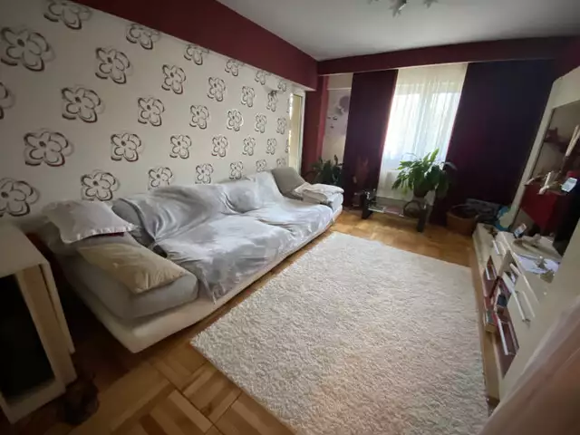 Apartament de vanzare 3 camere in Sibiu parcul Sub Arini