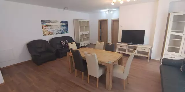 Apartament de lux cu 3 camere de inchiriat in Sibiu zona Piata Cluj
