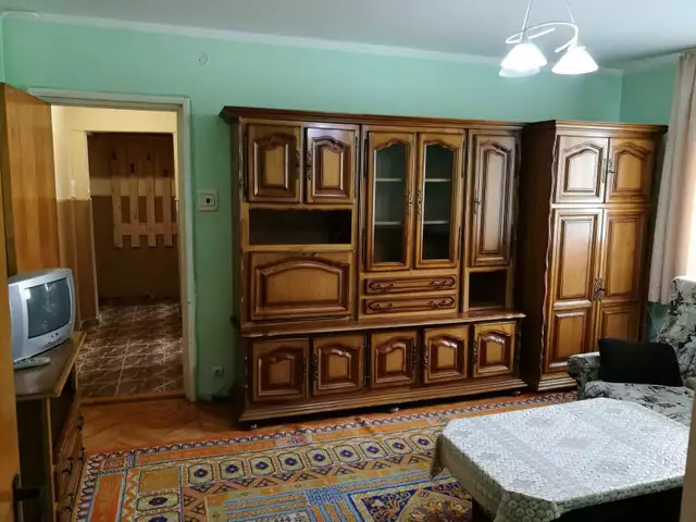 Apartament 3 camere 50 mp utili Sibiu zona Mihai Viteazu 