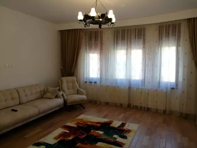 Casa cu 6 camere 205 mp utili de vanzare in Sibiu zona Lupeni
