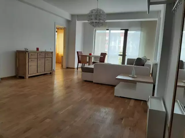 Prima inchiriere! Apartament 3 camere 90 mp utili zona Sub Arini Sibiu