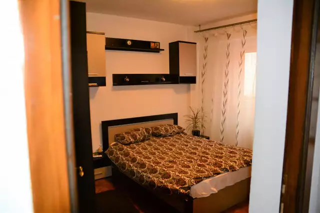 Apartament cu 3 camere de inchiriat in Sibiu zona Centrala 