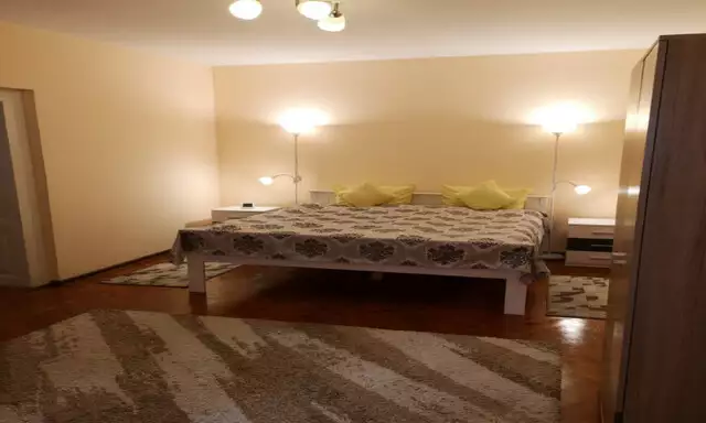 Apartament la casa cu 2 camere de vanzare in Sibiu zona Centul Istoric