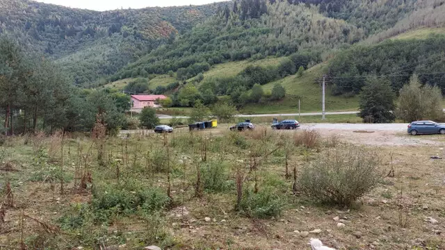 Teren intravilan 2100 mp deschidere 41 m de vanzare in Rasinari Sibiu