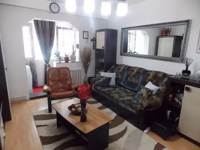 Apartament 3 camere de vanzare in Sibiu Piata Rahovei