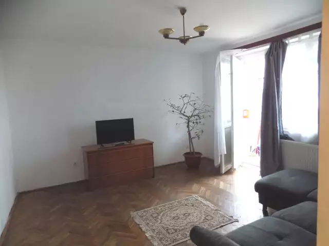 Apartament cu 3 camere de inchiriat in Sibiu zona Mihai Viteazu