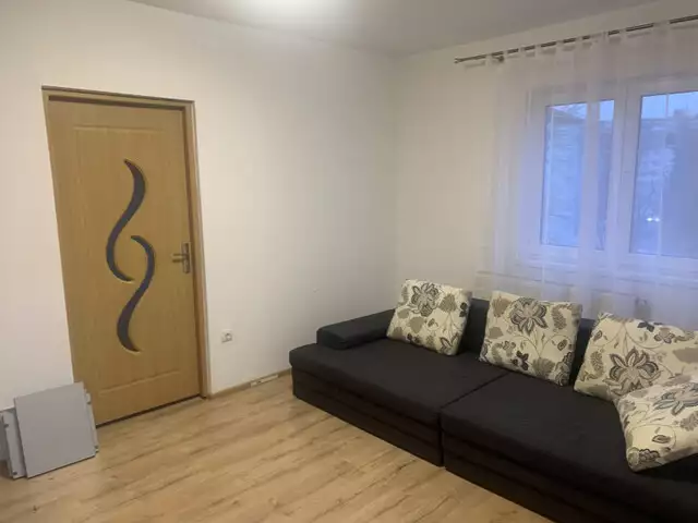 Apartament 3 camere 47 mp etajul 3 de vanzare in Sibiu Mihai Viteazu