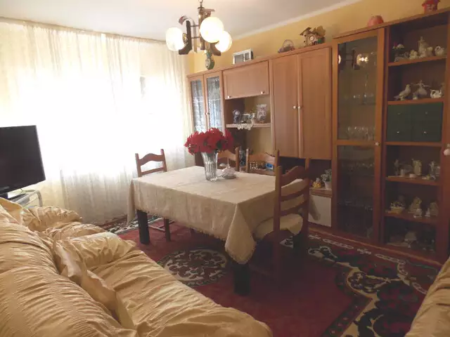 Apartament 4 camere decomandate de vanzare in Sibiu zona Valea Aurie