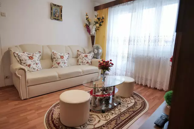 Apartament de vanzare cu 3 camere in Cisnadie Sibiu