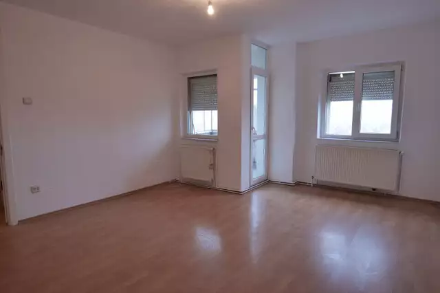 Apartament decomandat cu 3 camere zona Turnisor in Sibiu