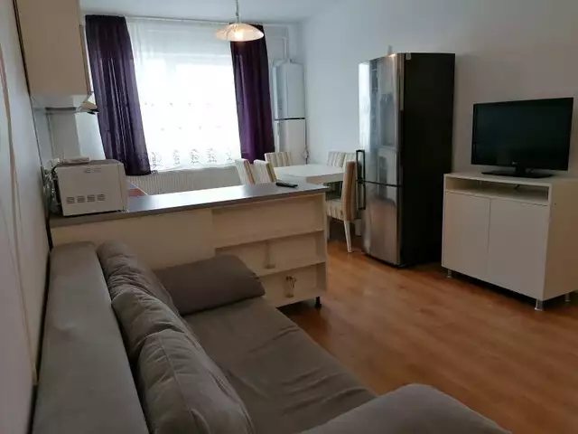 De inchiriat apartament cu 3 camere in Sibiu zona Strand