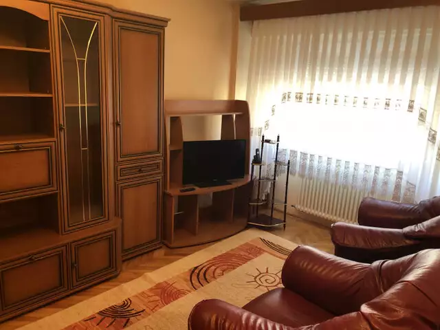 Apartament de vanzare cu 3 camere zona Centrala Sibiu