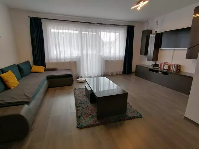 De vanzare apartament 3 camere 78 mp utili zona Selimbar Sibiu