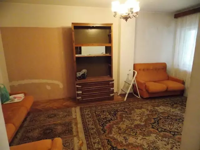 Apartament 3 camere decomandate de vanzare in Sibiu zona Garii