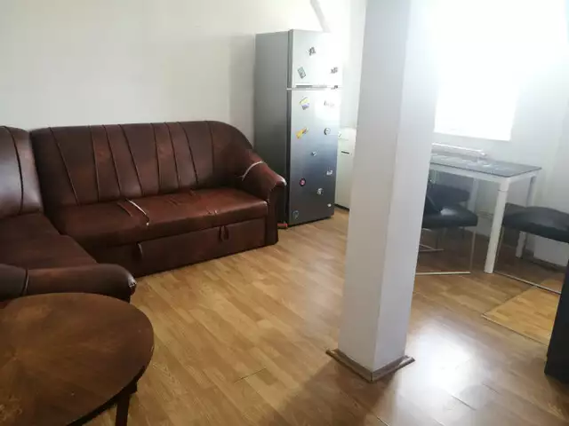 Apartament de vanzare 3 camere 65 mpu zona Rahovei Sibiu