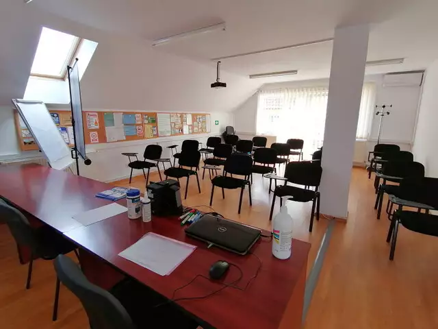 Spatiu birouri 55 mp utili in Sibiu zona Sub Arini de inchiriat