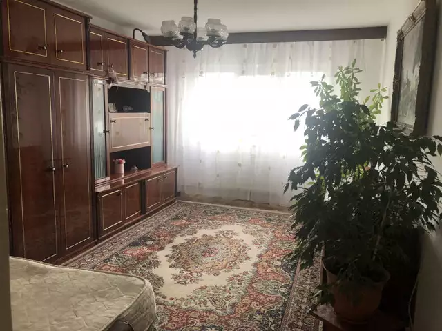 Apartament decomandat cu 2 camere de inchiriat zona Strand Sibiu