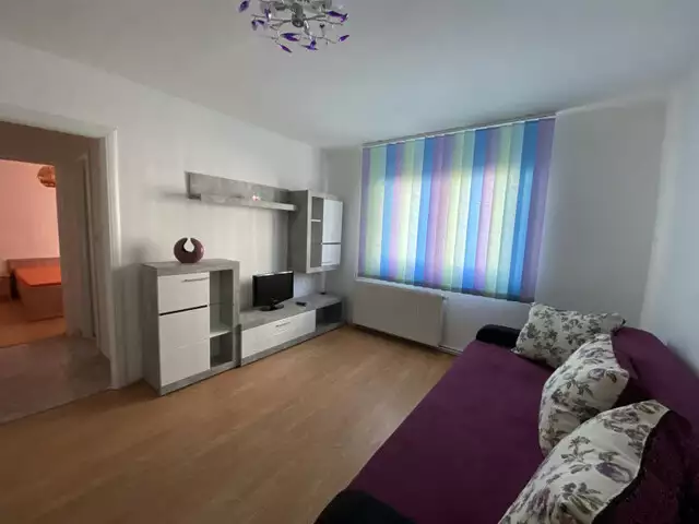 Apartament 2 camere si dressing recent renovat Sibiu zona Vasile Milea