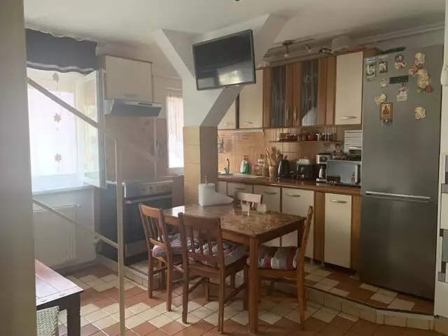 Apartament de vanzare 3 camere mobilat complet in Sibiu Mihai Viteazu