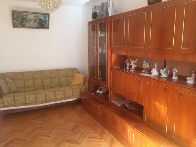 Apartament 3 camere de inchiriat in Sibiu zona Vasile Aaron