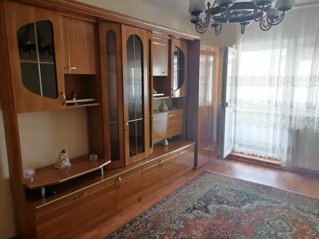 Apartament decomandat 2 balcoane de vanzare Sibiu zona Turnisor