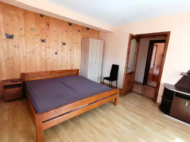 De inchiriat apartament 3 camere 2 balcoane zona Turnisor Sibiu