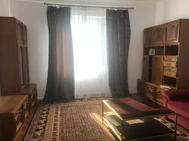 Apartament 3 camere de inchiriat in Sibiu zona Orasul de Jos