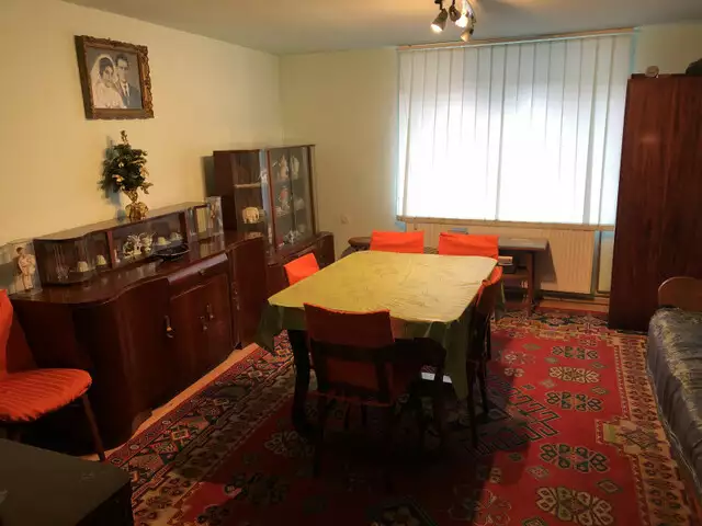 De vanzare apartament la casa 72 mp utili Orasul de Jos in Sibiu