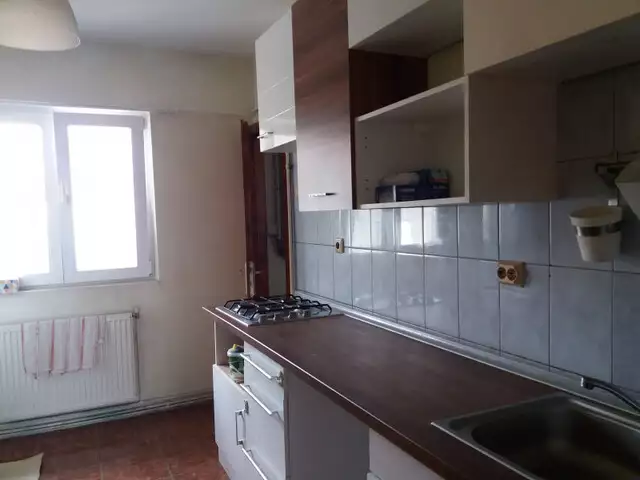 Apartament spatios de inchiriat 4 camere zona Garii in Sibiu