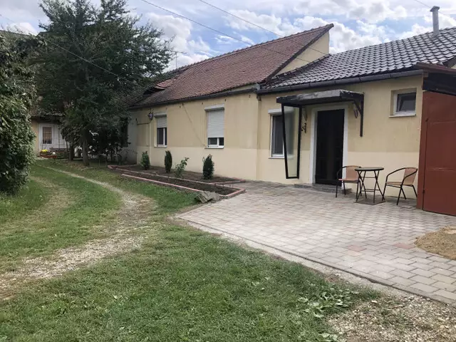 Casa 2 camere decomandate de inchiriat in Sibiu zona Centrala 