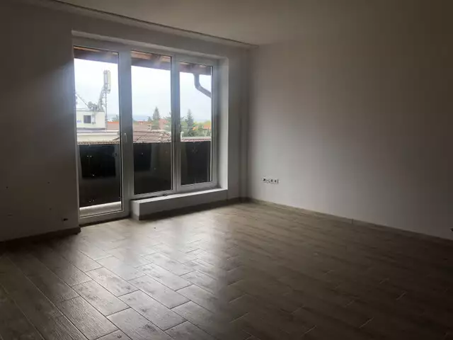Apartament 3 camere de vanzare in Sibiu zona Calea Poplacii 