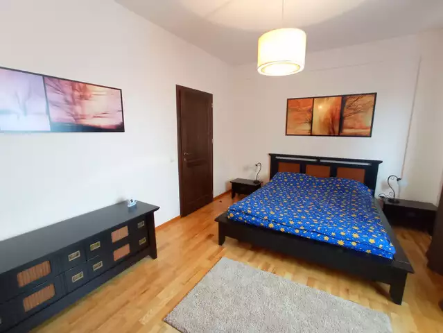 Apartament de inchiriat 3 camere spatios mobilat utilat Central Sibiu