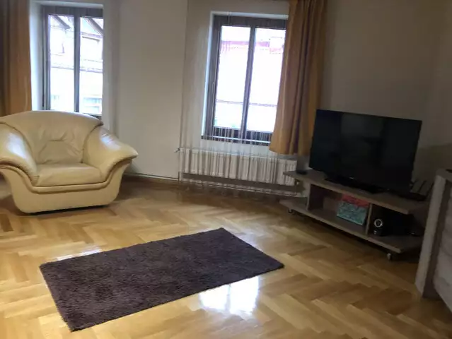 Apartament 3 camere de vanzare in Sibiu zona Calea Dumbravii